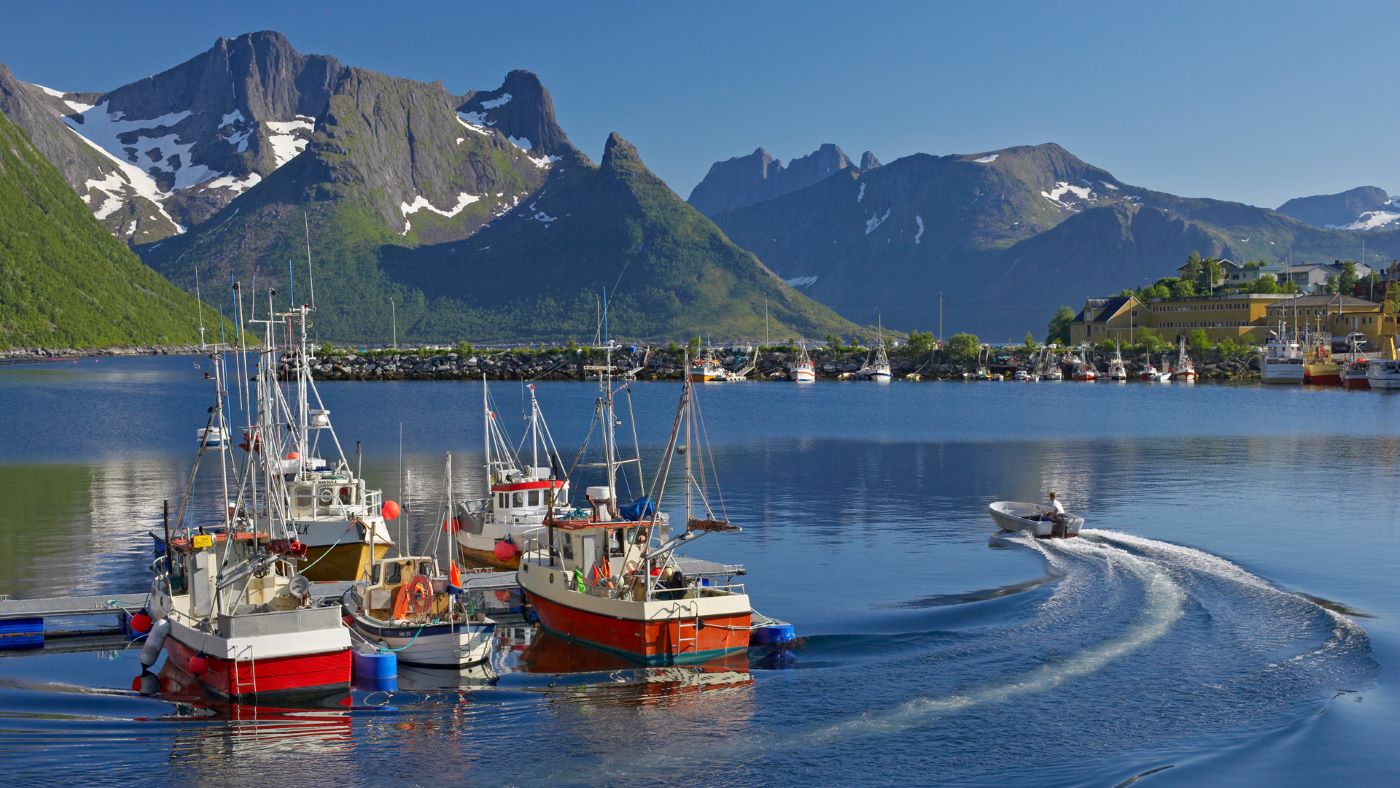 Copywrite Bård Løken and www nordnorge com Midnight sun in Senja