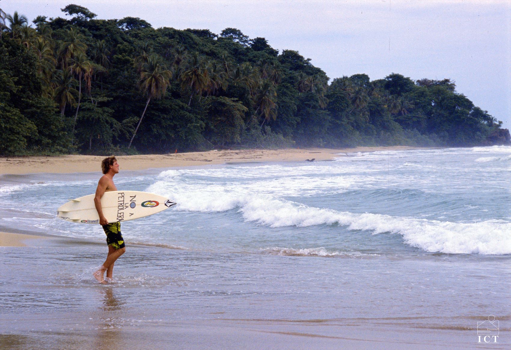 costa rica surfing