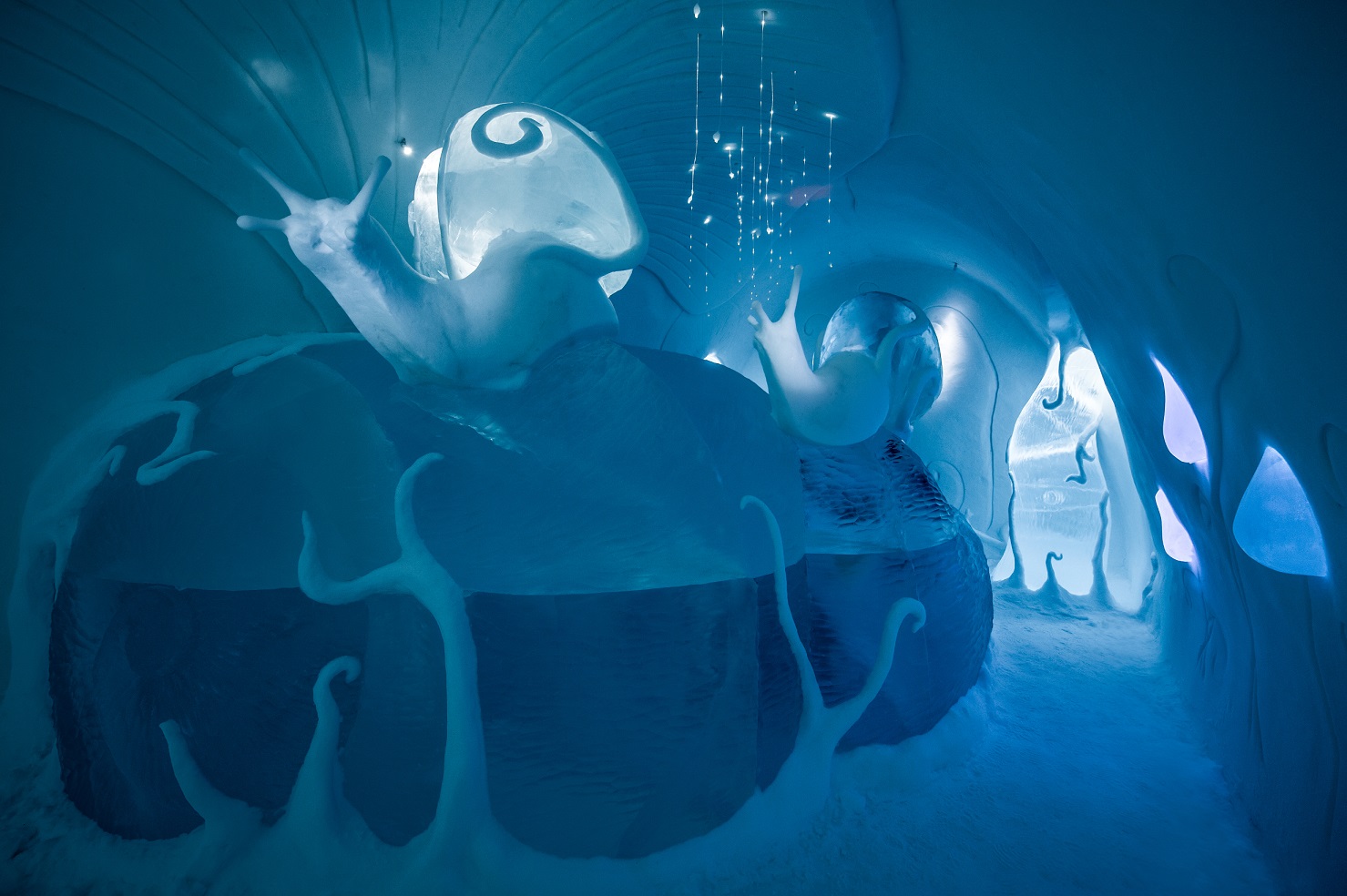 medium art suite ground rules icehotel 28 Design Carl Wellander Ulrika Tallving. Photo Asaf Kliger. 2